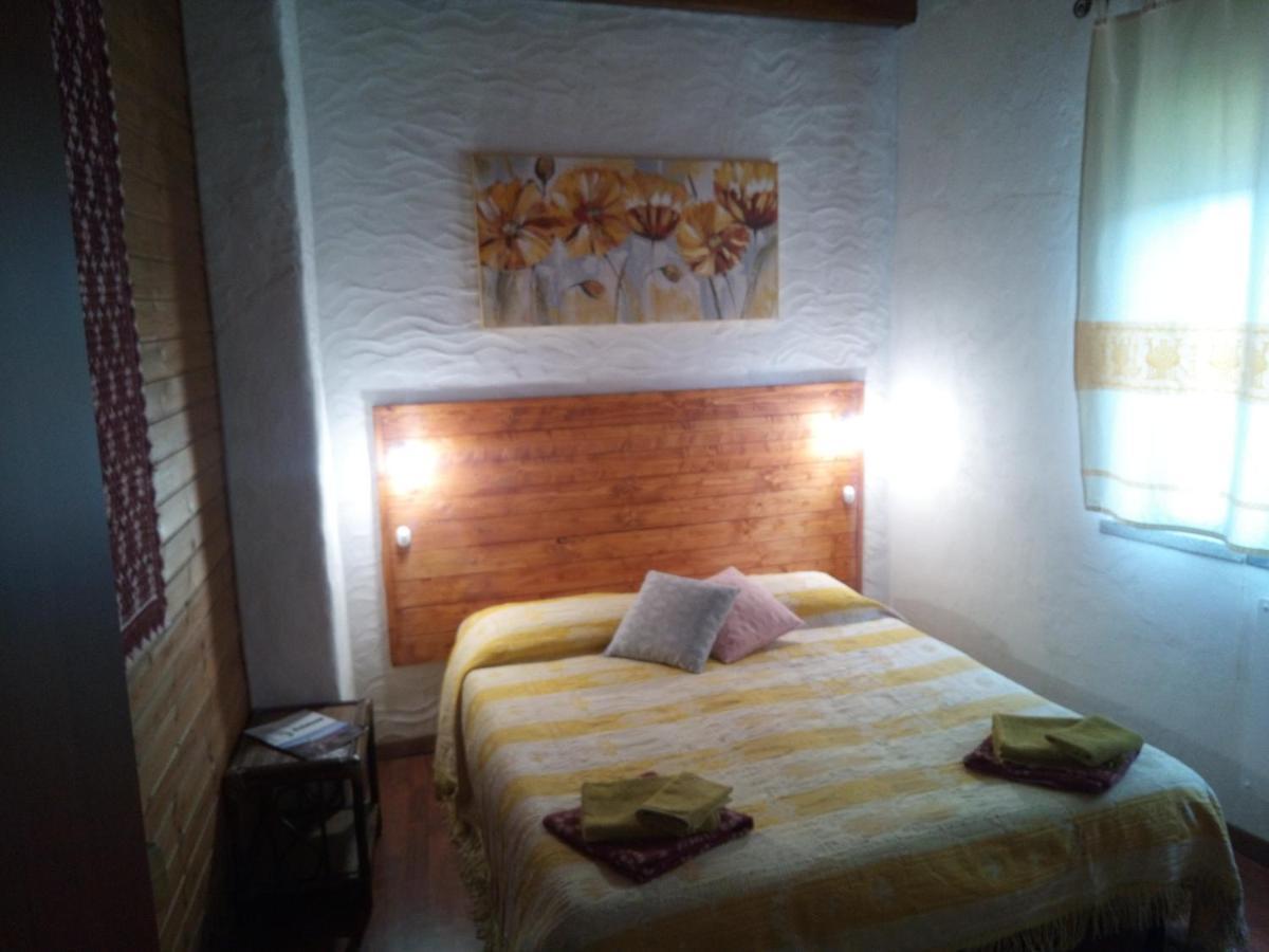B&B Baddesalighes Bolotana Exterior photo